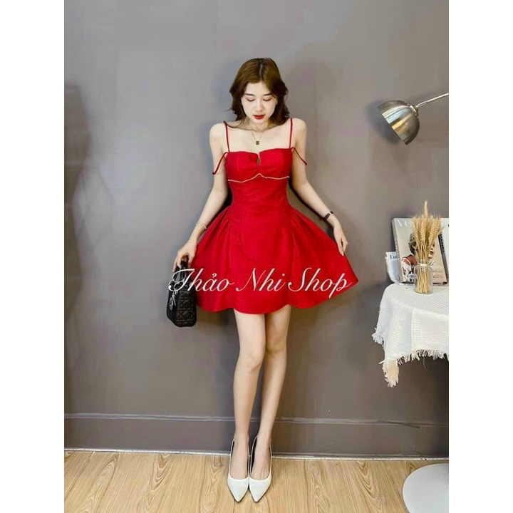ĐẦM DIỆN TẾT HAI DÂY RỚT VAI HÀNG THIẾT KẾ TÙNG CÁCH ĐIỆU MÀU ĐỎ RỰC RỠ NGÀY LỄ XUÂN SIÊU HOT SHOP TNM 2023