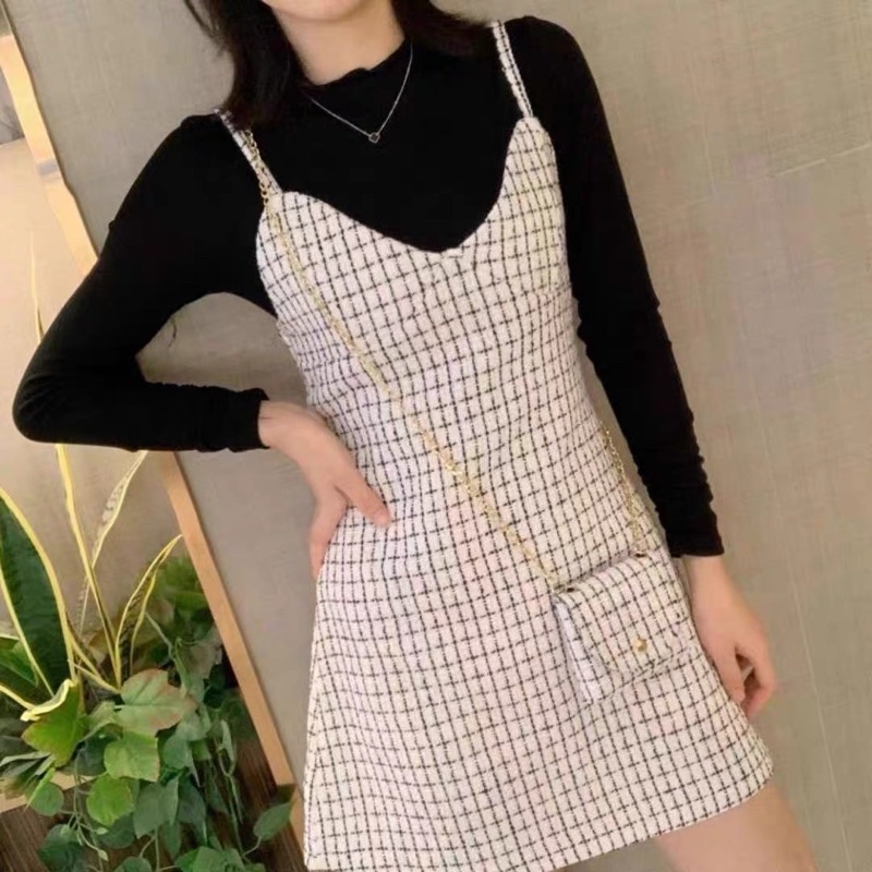 Set đầm yếm dạ caro kèm túi Lovi