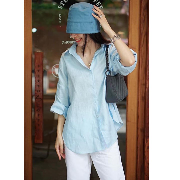 Áo sơ mi nữ form rộng trễ vai đuôi tôm vải Linen Premium trẻ trung (Xanh dương), có 10 màu lựa chọn