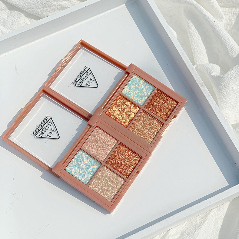 Bảng Phấn Mắt 4 Màu Nhũ / Khoai Tây Nghiền / Ngọc Trai Kháng Nước / Bóng / Chống Thấm Nước JP5