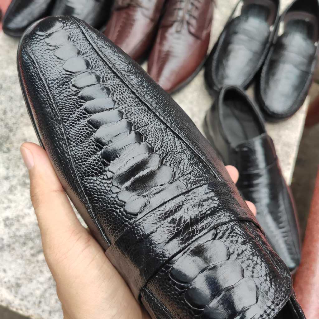 Giày tây không dây tiện dụng. Da bắp đà điểu có vân rất đẹp!