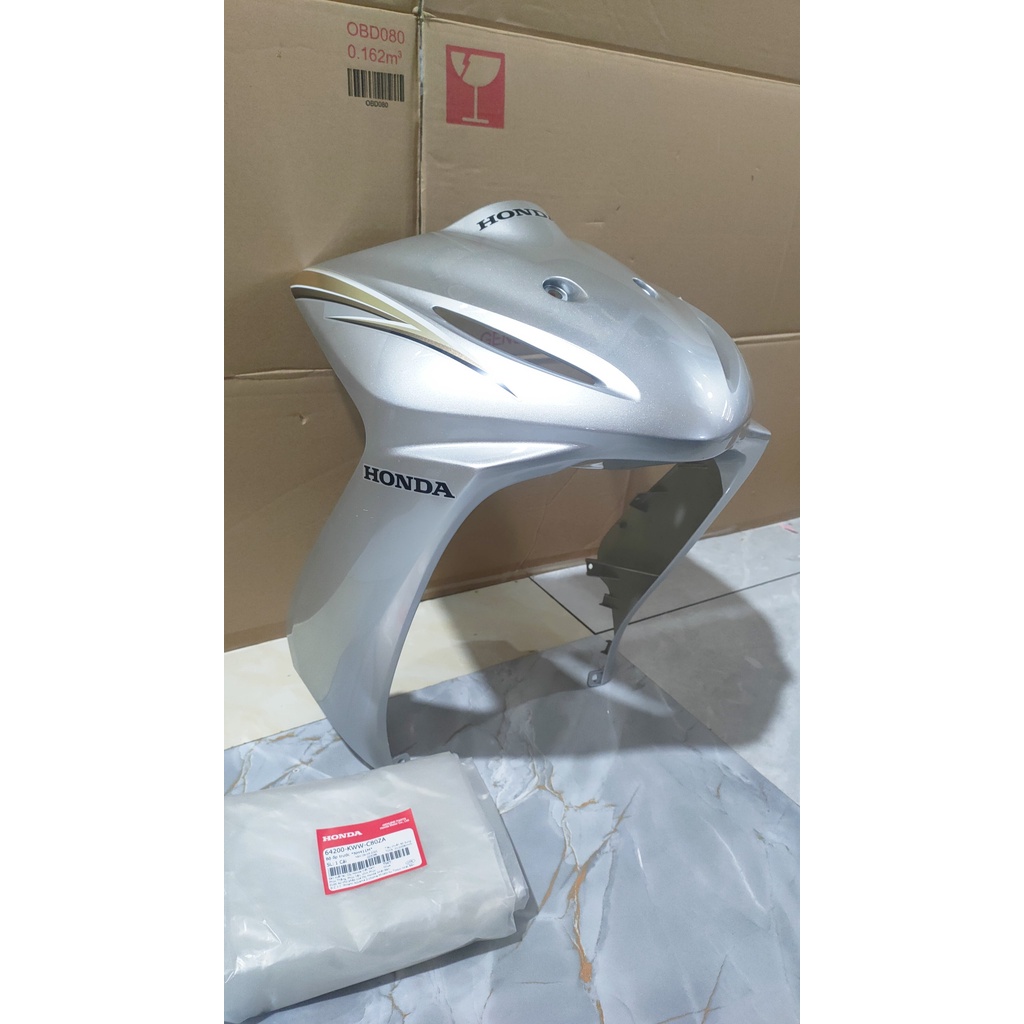 Bộ ốp trước - quây trước HONDA WAVE S110 năm 2010 màu Bạc. *NH411M* 64200KWWC80ZA