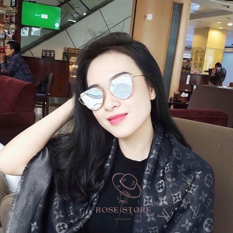 Khăn choàng cổ LV đen cao cấp ánh kim , kích thước 140x140cm