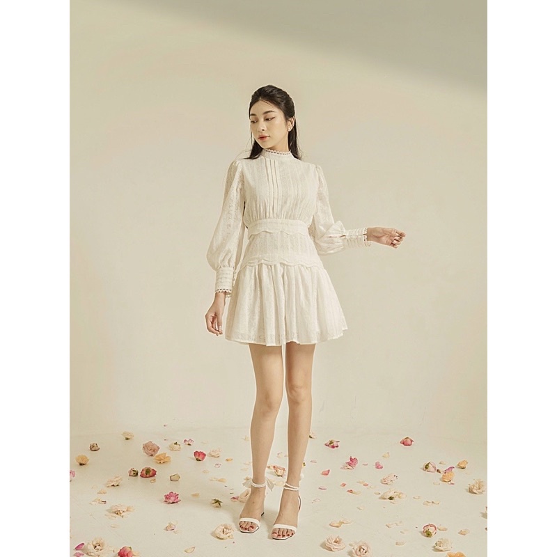 Pass Váy Hãng-Váy Của COQUI Floral dress Size S , váy thiết kế