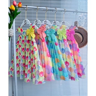 Váy đầm yếm dập ly quạt hoạ tiết chấm bi của MIKIKIDS với chất liệu chiffon nhập cao cấp 14-35kg