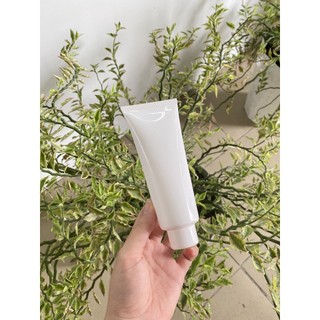 Tuýp nhựa nền trắng 120ml (Fi40) (Bộ nắp vặn và vòi)