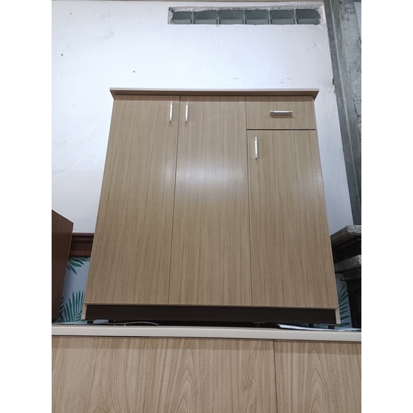 tủ giầy 3 cánh nhựa ChinHuei Đài Loan cấp ( giao hàng tại Đà Nẵng )