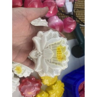 Oản hoa sen nhũ ( oản mộc)
