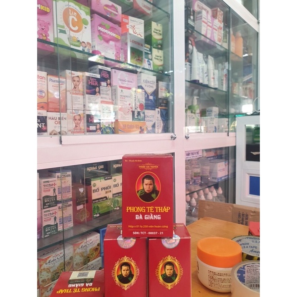 Phong te thap Bà Giằng