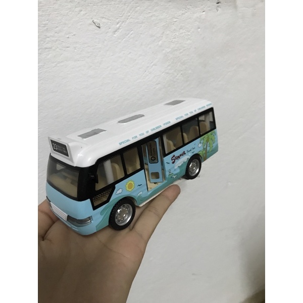 Đồ chơi ô tô xe Buýt cho bé mở được cửa, có đèn, có âm thanh