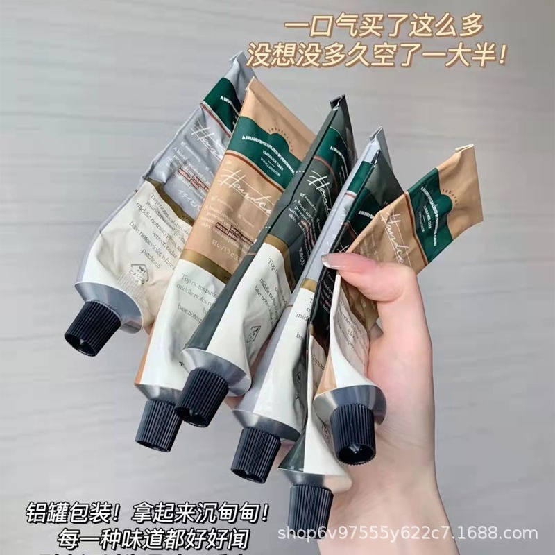 Kem Tay VSEA 75g Dạng Tuýp Hương Châu Âu