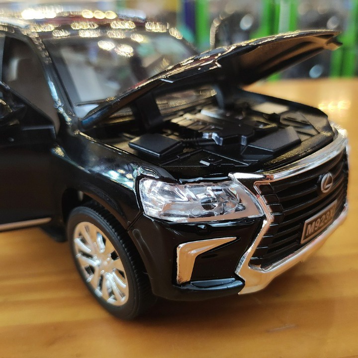 Xe mô hình hợp kim Lexus LX570 XLG tỉ lệ 1:24, mô hình xe ô tô decor trang trí để bàn làm quà tặng