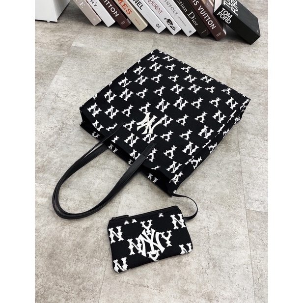Túi Tote MLB hoạ tiết new collection