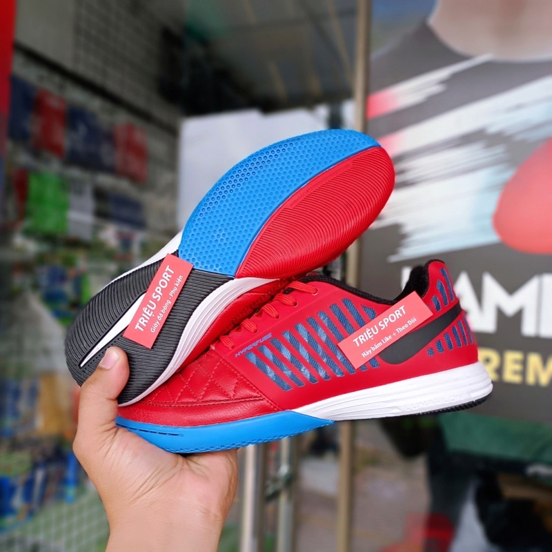 Giày bóng đá Lunar Gato Ic