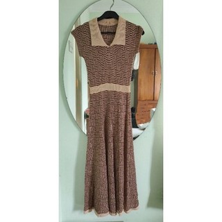 Đầm Len Họa Tiết Midi Freesize, new 99%