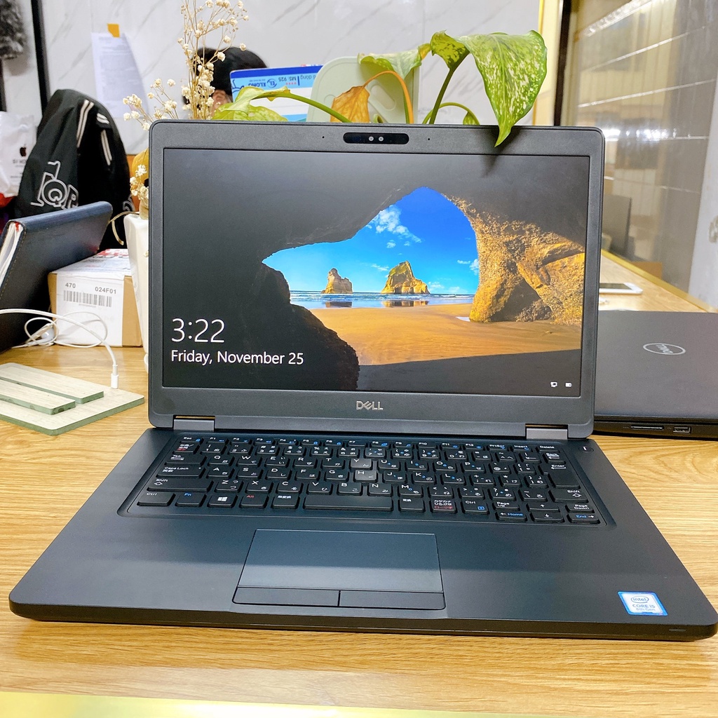 Laptop Dell Latitude 5490 core i5 thế hệ 8 Ram 8GB-Ổ Cứng 256GB SSD-Màn hình 14.inch.Bảo Hành 3-12 tháng.