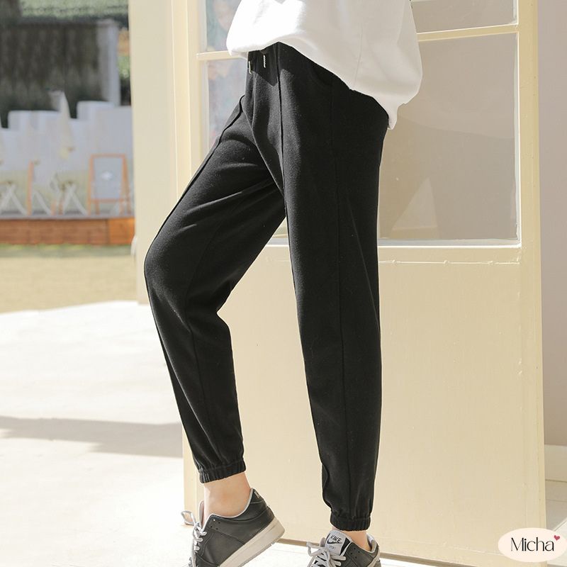 Quần jogger nữ lưng thun thiết kế bo gấu phong cách trẻ trung