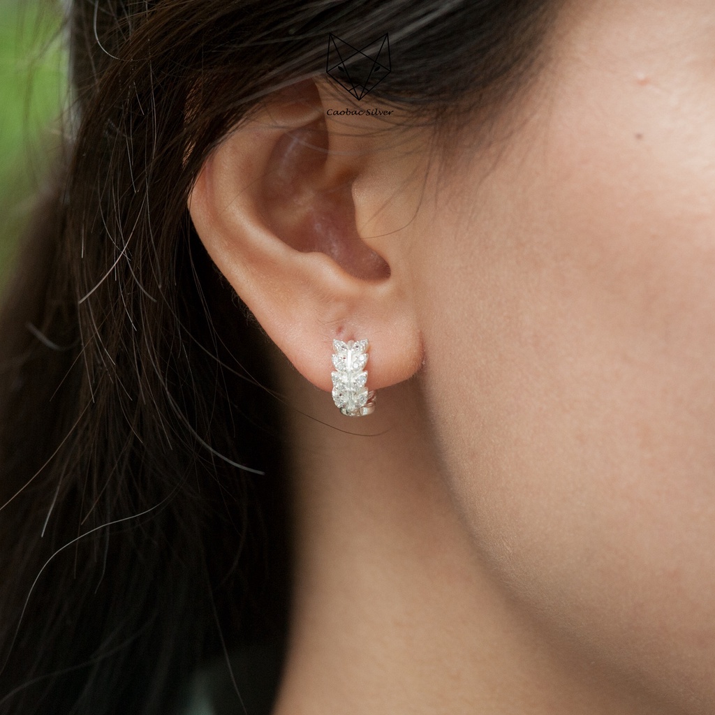 Khuyên Tai Bạc Ta Nữ CaoBac Silver Hình Lá Đính Đá Thiết Kế Kiểu Dáng Tròn Xinh Xắn Thanh Lich Dành Tặng Cho Bạn Nữ