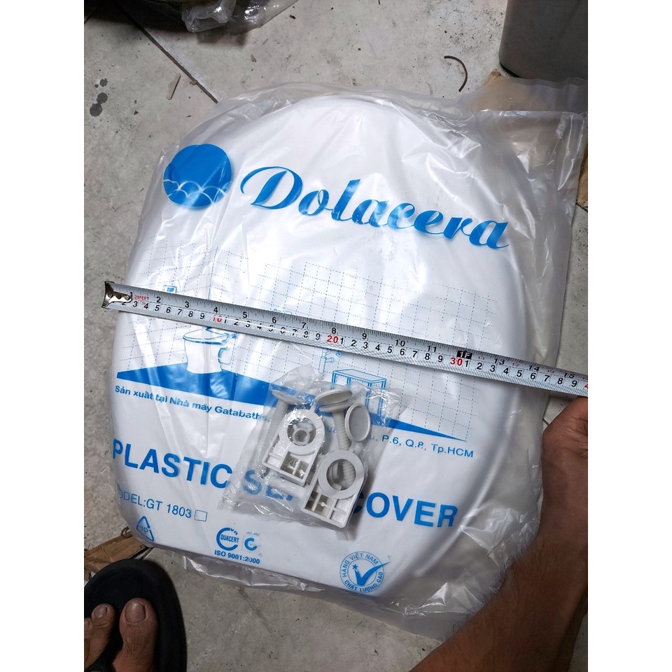 Nắp bồn cầu màu trắng, xanh biển,xanh ngọc