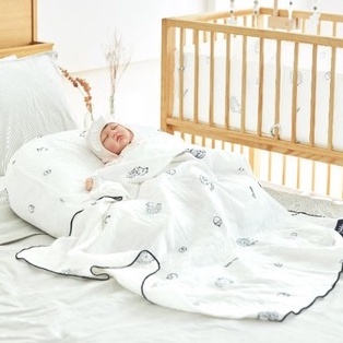 Bộ đệm chống trào ngược BONITABEBE cho bé + Chăn hè 2 lớp Loe mỏng nhẹ thoáng mát nhập khẩu Hàn Quốc