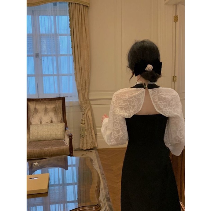 Đầm Dài Cổ Vuông Phối Ren Họa Tiết Bướm Phong Cách Pháp Thanh Lịch Thời Trang Mùa Thu Cho Nữ