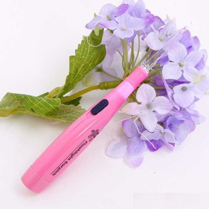 Cây Lấy, Móc Ráy Tai Có Đèn Led Tặng Kèm 3 Đầu Thay Thế Dùng Pin – Hàng Loại 1