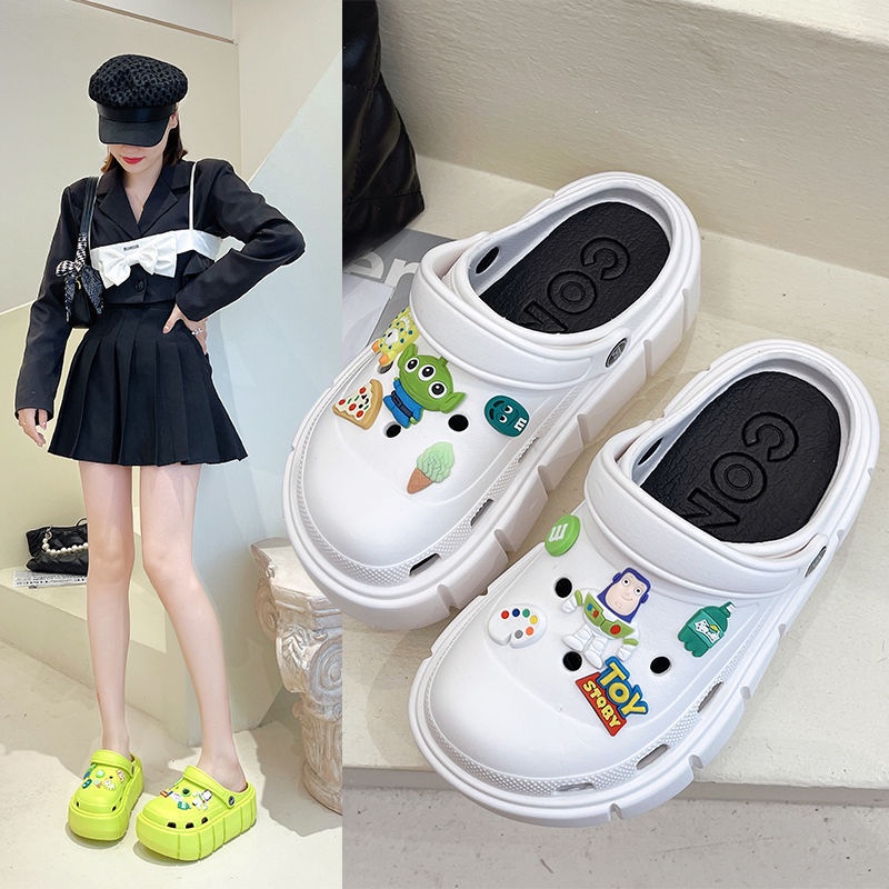 Dép Cross độn đế nữ đế 5cm siêu nhẹ kèm Sticker dễ thương - dép bánh mì Cross nữ hot trend 2022