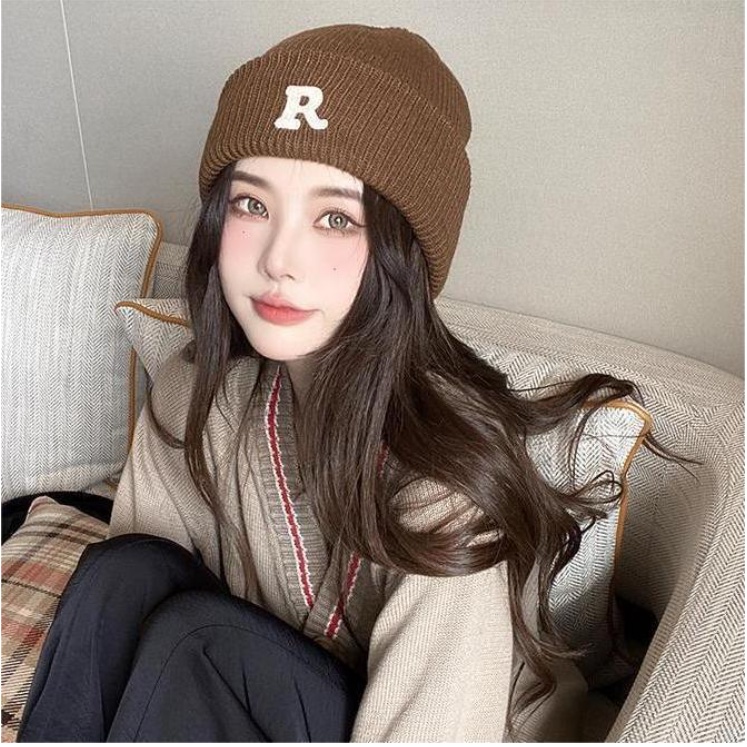 Mũ len nam nữ in chữ R unisex cá tính trùm tai ấm áp kiểu beanie đi chơi chụp ảnh đẹp rẻ thời trang Hàn Quốc