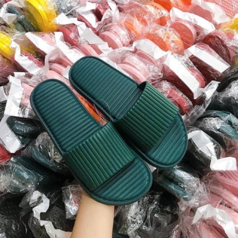 Dép nhựa quai ngang