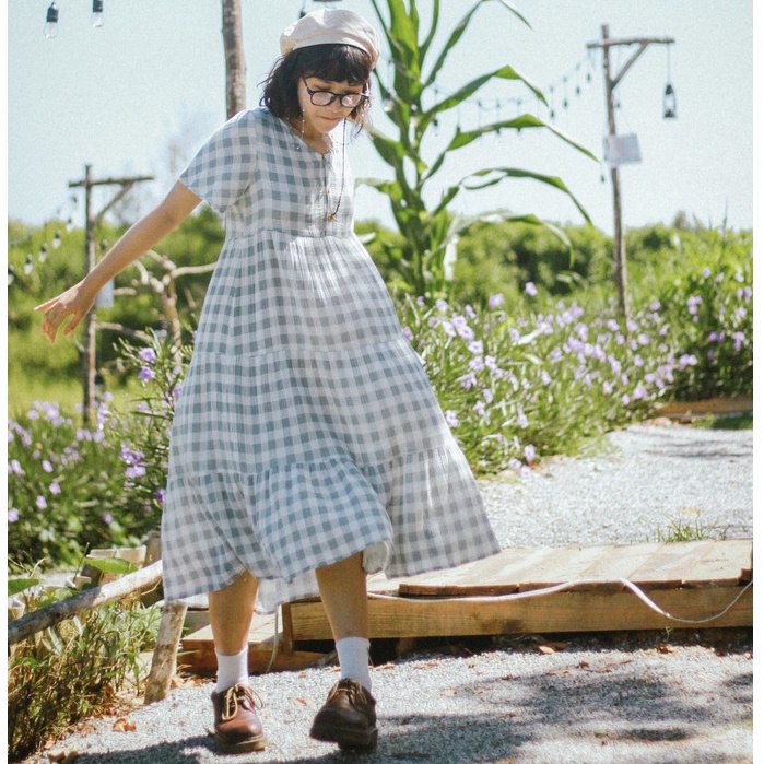 Váy Kẻ Caro Xòe Rộng 3 Tầng Vui Thu Đông Nhẹ Nhàng Hội Vintage