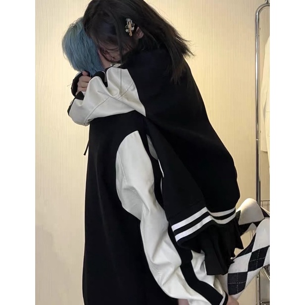 Áo bóng chày đôi hình thêu K thật