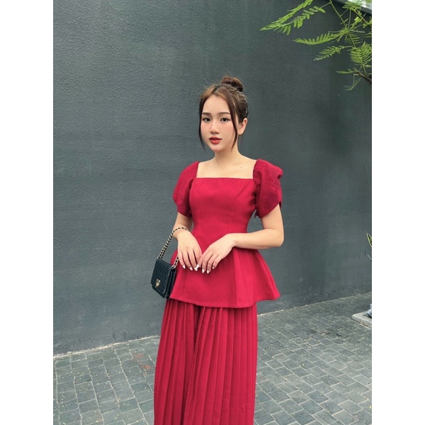 SET ÁO ĐỎ PELUM CỔ VUÔNG TAY TIÊN + CHÂN VÁY MIDI DẬP LY