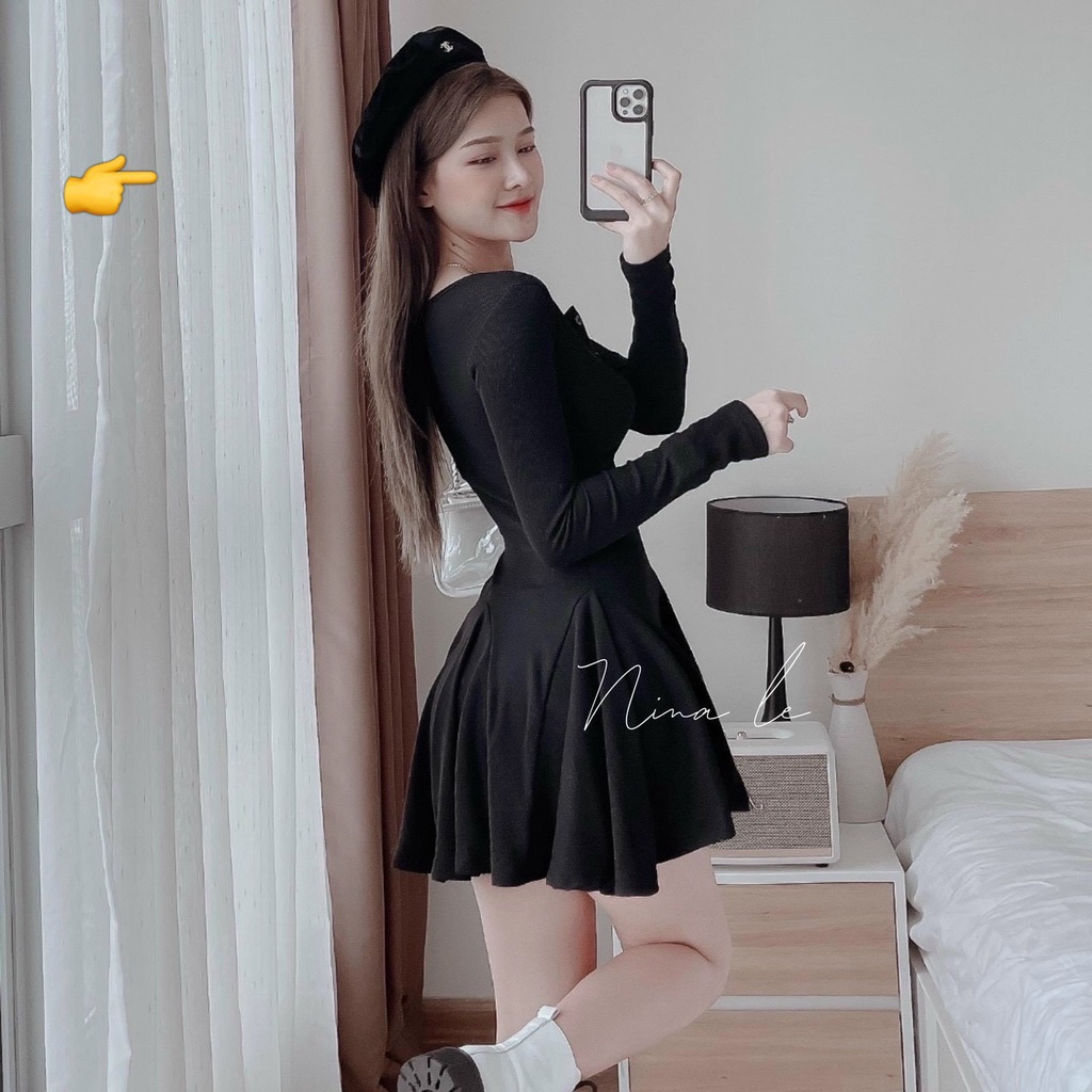 Đầm cổ vuông cài nút tay dài dáng xòe , 2 màu đen đỏ hot cho mùa noen và xuân , chất gân mềm dày dặn