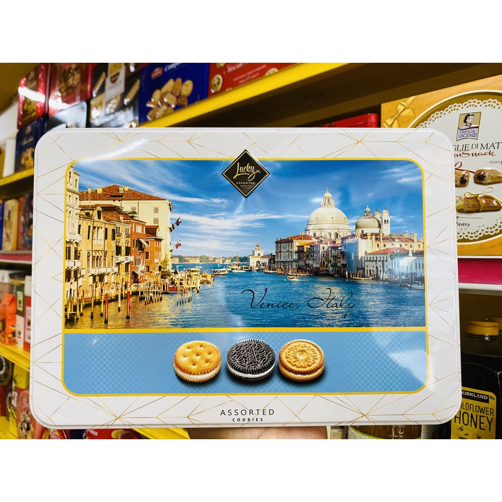[HỘP 220G] Bánh Quy Kẹp Kem Lucky Sun Hộp Thiếc Họa Tiết Tranh Sơn Dầu Vintage Quà Tết Sang Trọng Ăn Cực Ngon