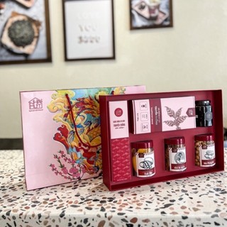 Set mứt tết làm quà biếu tết sang xịn