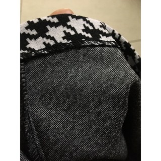 Đầm DKNY họa tiết size  4,8