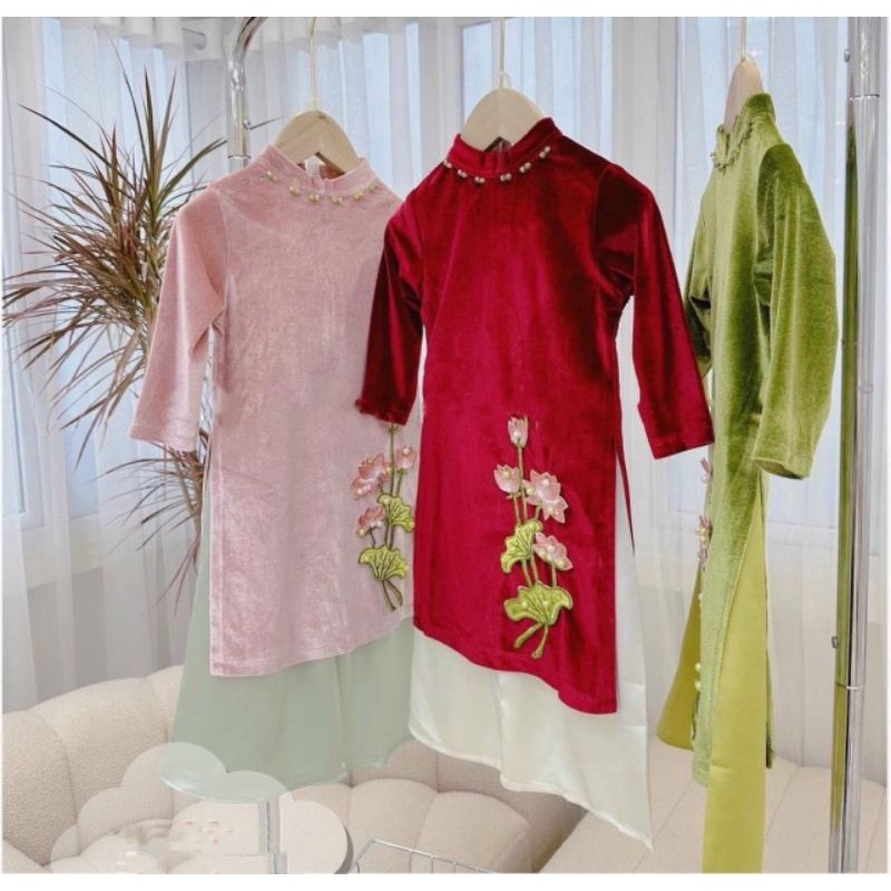 Set 3 chi tiết  áo dài nhung thêu hoa sen kèm bờm ngọc  xinh xắn bé gái .