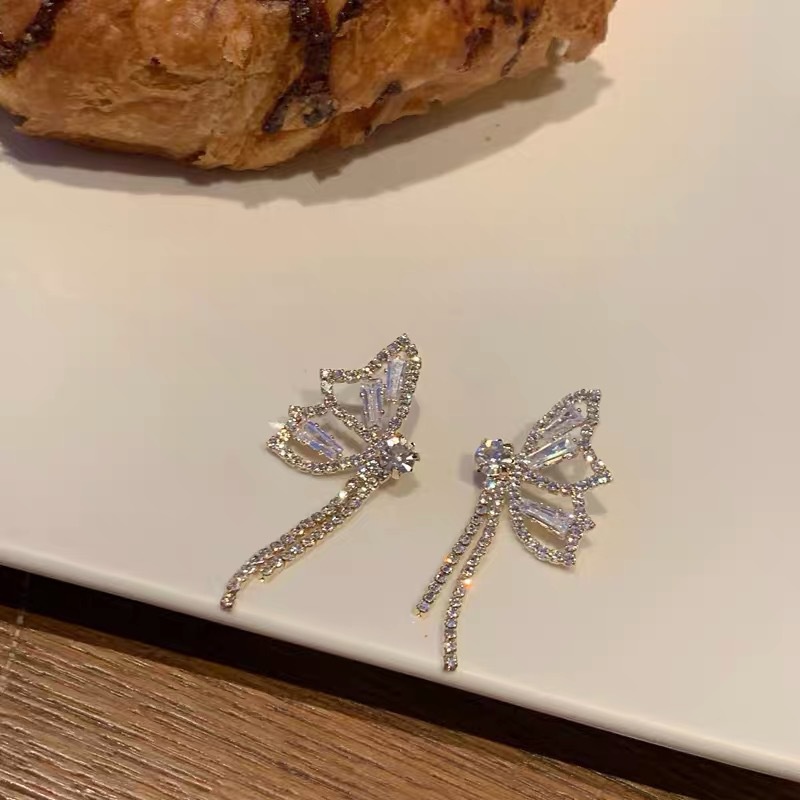 Bông Tai Hình Bướm Bằng Hợp Kim Đính Đá Zircon & Ngọc Trai Nhân Tạo Thời Trang Cho Nữ