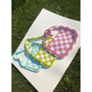 Túi xách họa tiết caro bằng len handmade/crochet bag