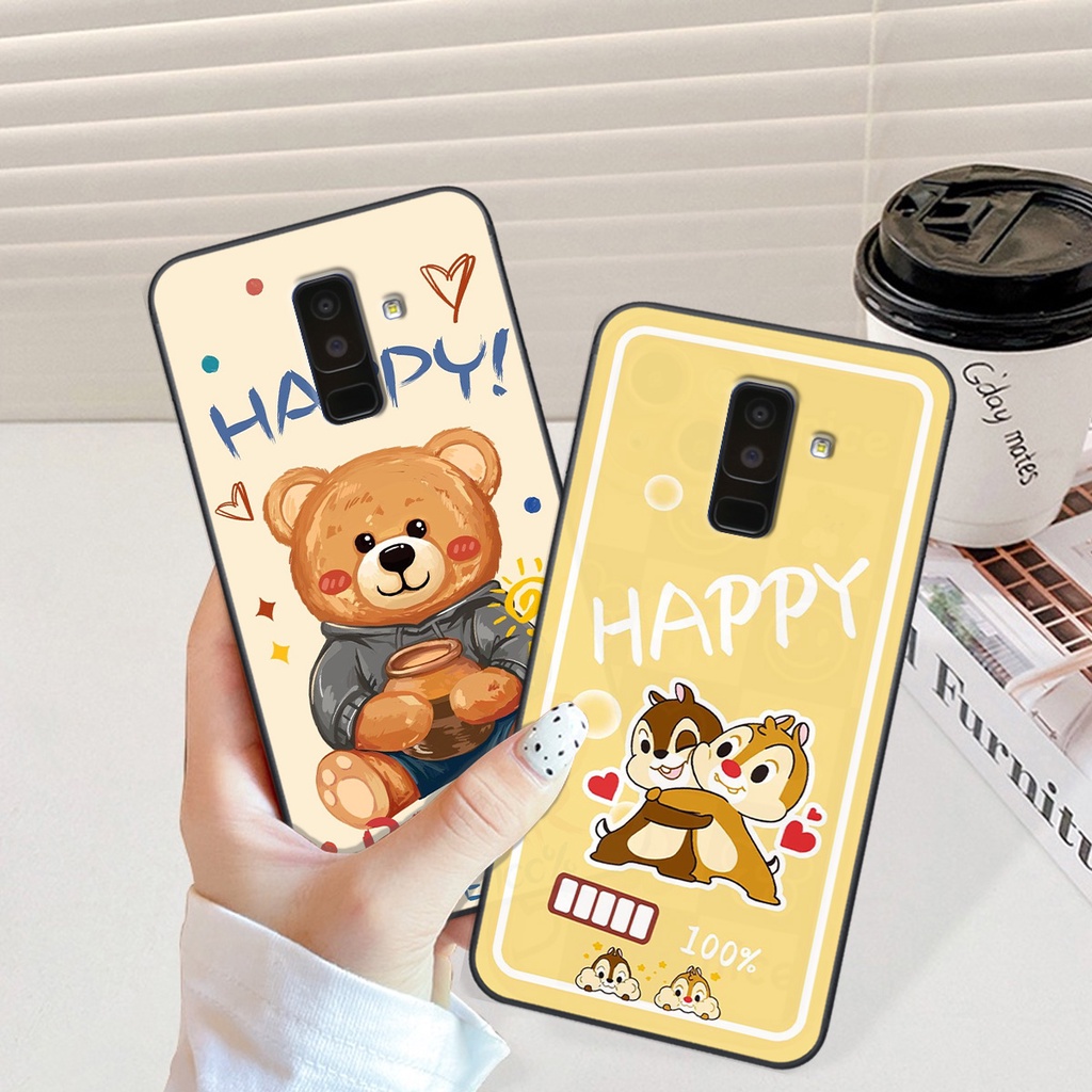 Ốp Samsung J8 in hình gấu vịt caro nhiều màu sắc ngộ nghĩnh dễ thương