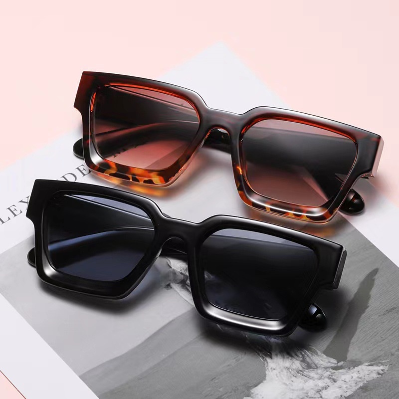 Kính Chống Nắng Gọng Vuông Màu Gradient Phong Cách Vintage Thời Trang