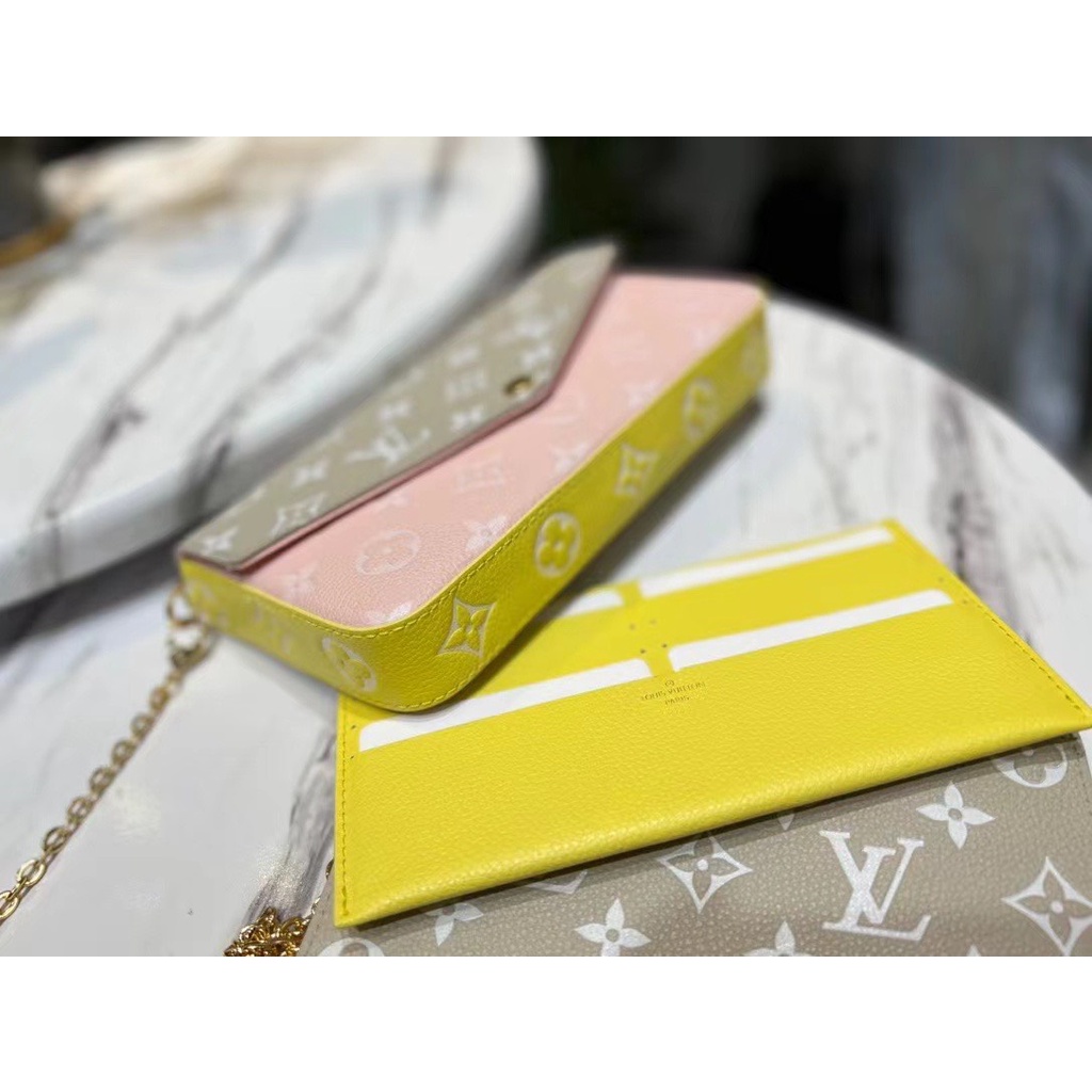 Set túi Pochette Félicie Spring in the City hàng da  NEW 2022 vân da dập nổi fullboxvip size 21cm màu độc nhà Chang nha