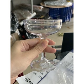 Ly xếp tháp đám cưới có răng đế cài