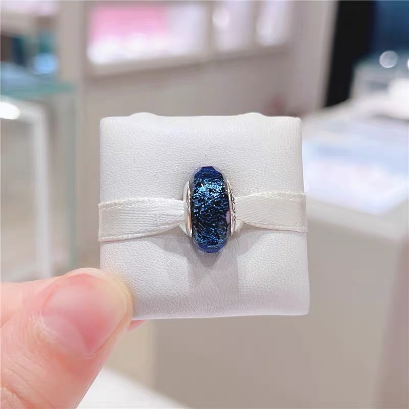 PAN ALE CHARM THUỶ TINH XANH ÁNH TUYẾT BẠC S925