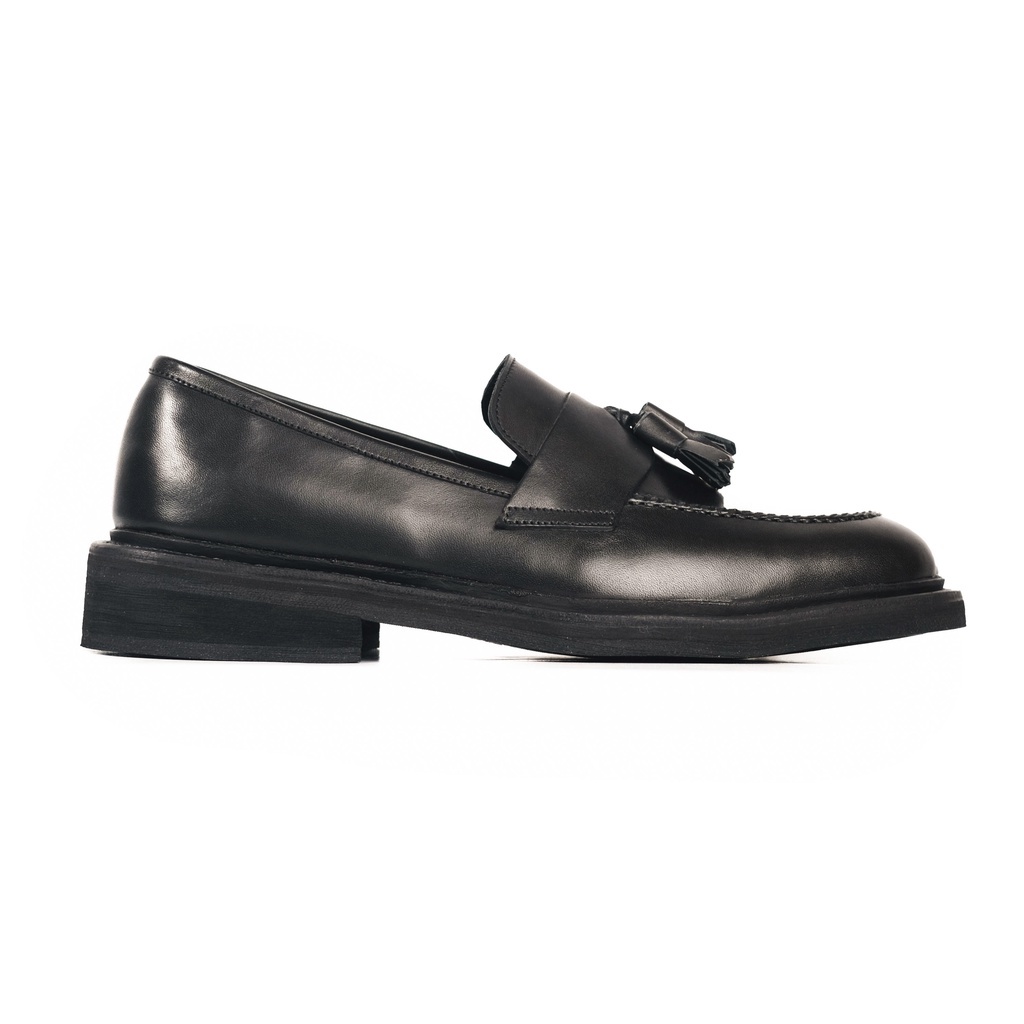 Giày Tây Cao Cấp NEWGEN TASSEL LOAFER - Da Bò Ý Lót Trong Da Bò Mộc - Thương hiệu Be Classy - LF04