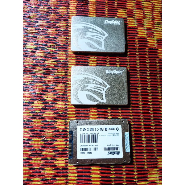 Thay thế ssd 240G loại xịn còn bảo hành hãng dài