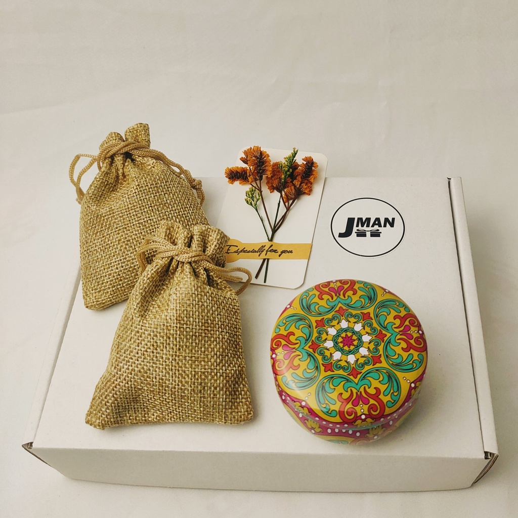 Set quà tặng nam gồm nến thơm, túi thơm