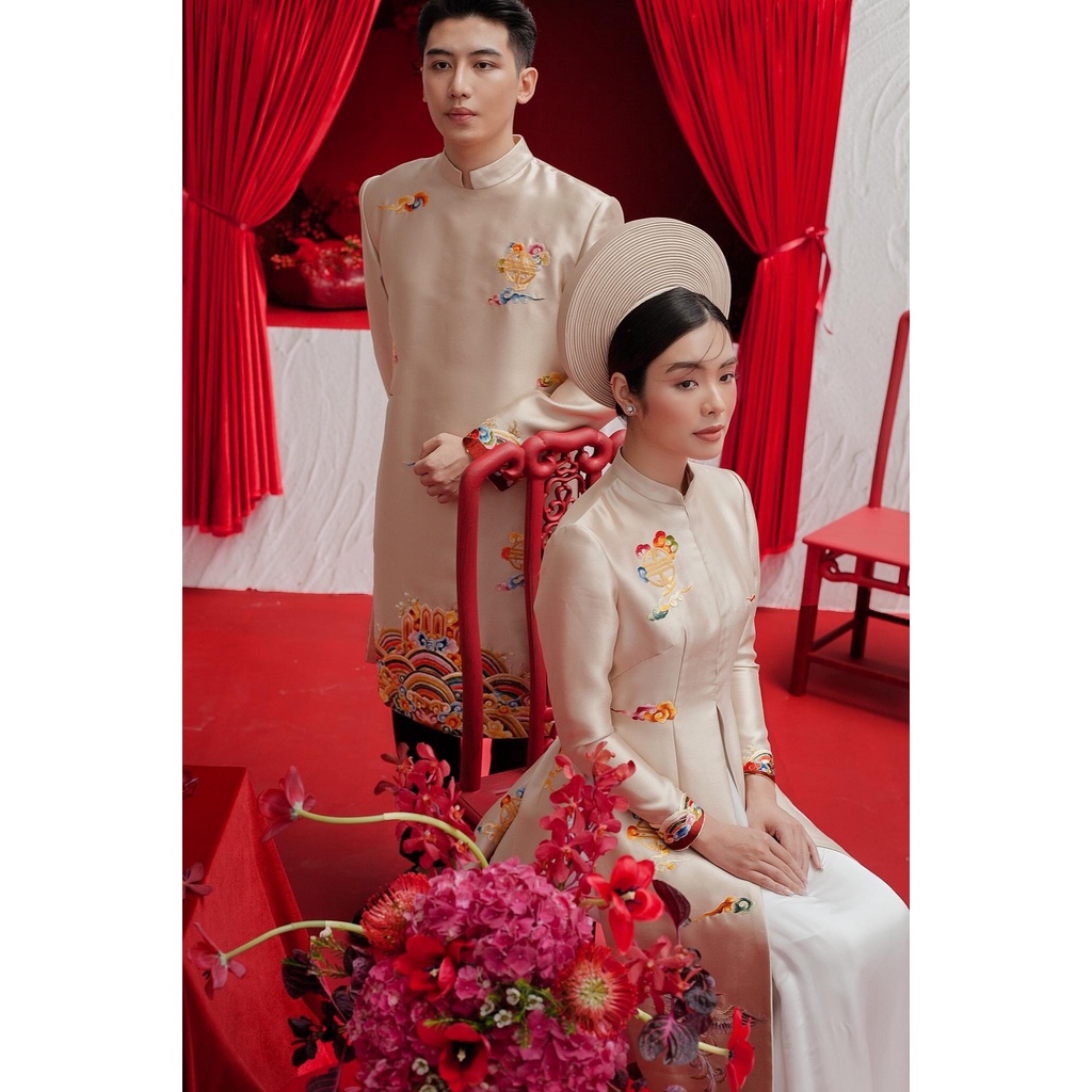 Cặp Áo Nhật Bình Cách Tân Cho Cô Dâu Chú Rể Cho Ngày Cưới Hỏi