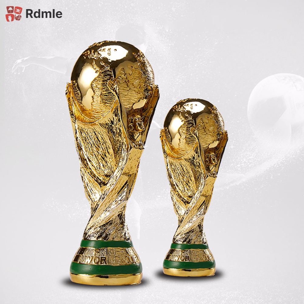 Tượng Cầu Thủ Bóng Đá 2022 Bằng Nhựa Resin Màu Vàng Trang Trí Cho Gia Đình