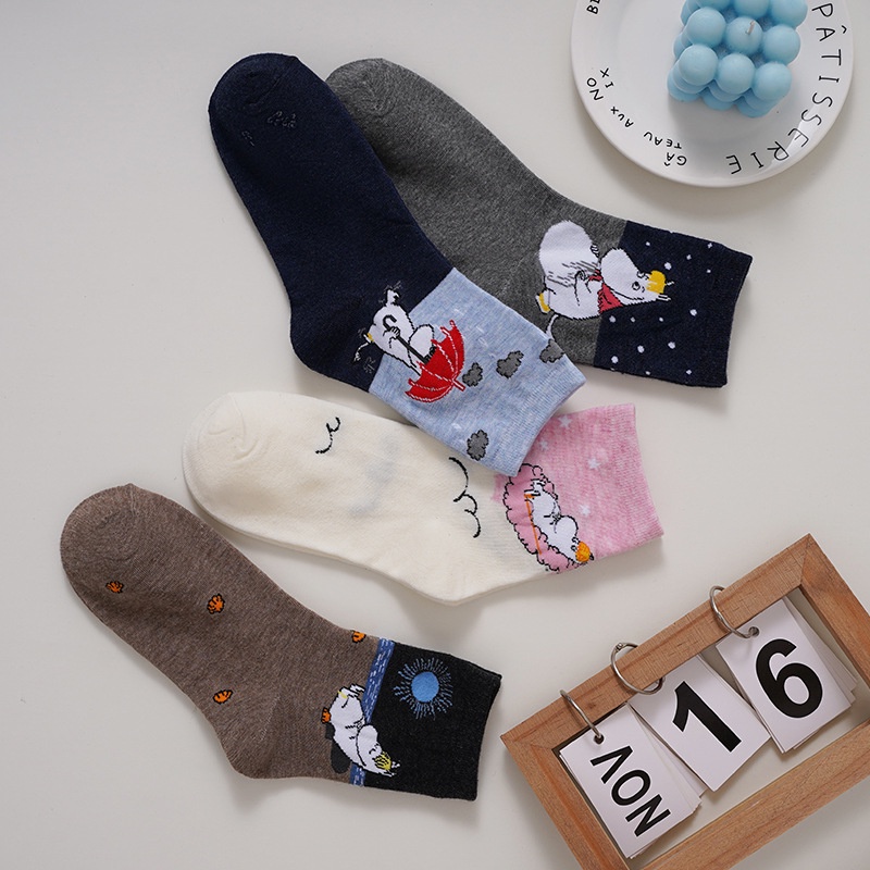Vớ Cotton Cổ Trung Họa Tiết Hoạt Hình Moomin Cho Nữ